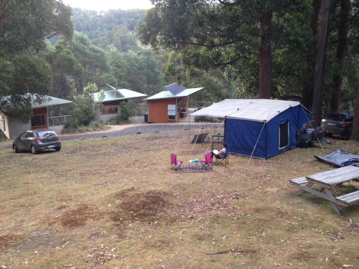Base Camp Tasmania Hotel New Norfolk Exterior foto